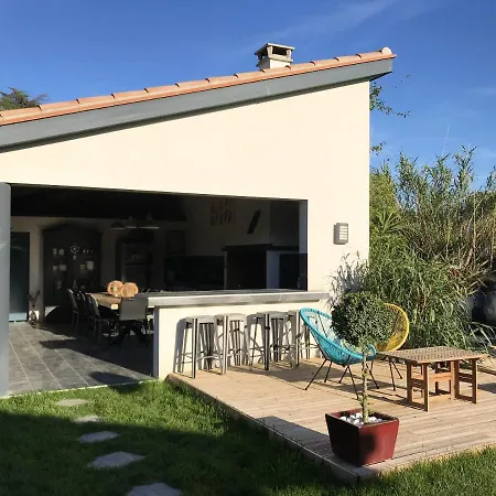 Villa De 3 Chambres A Perpignan Avec Piscine Privee Jardin Clos Et Wifi A 8 Km De La Plage *